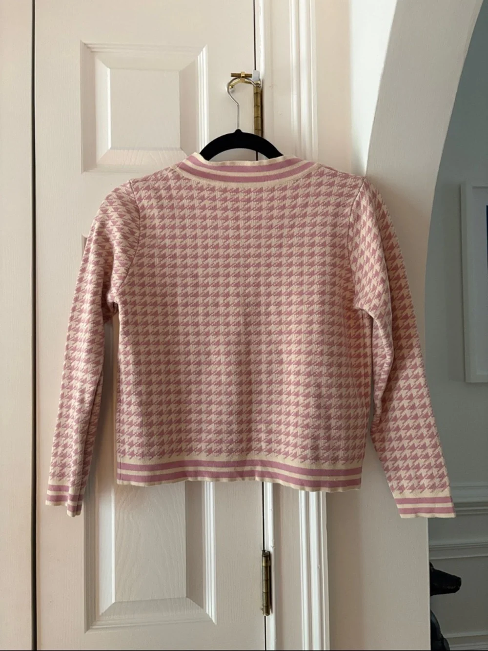 Cardigan Knot houndstooth Pink and cream Small EUC